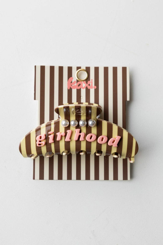 GIRLHOOD OVERSIZED CLAWS